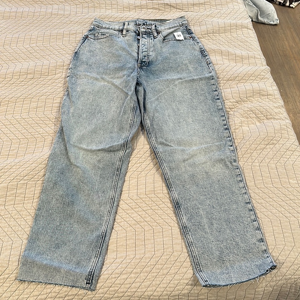 Old Navy High Rise Straight Jeans